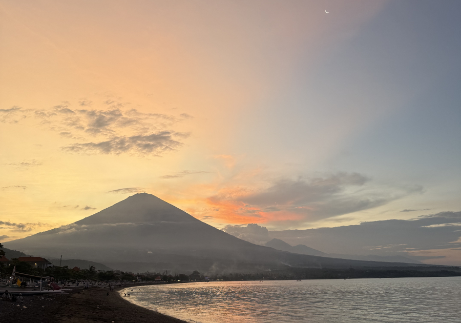 Voyage spirituel à Bali : chakra mondial de purification, ley lines et lieux sacrés